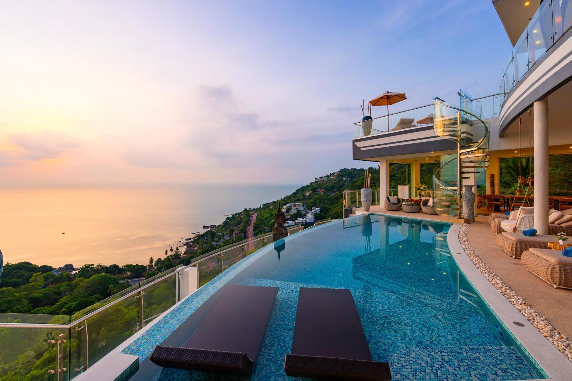 Villa Seawadee - Luxurious, Award-winning Design With Amazing Panoramic Seaview