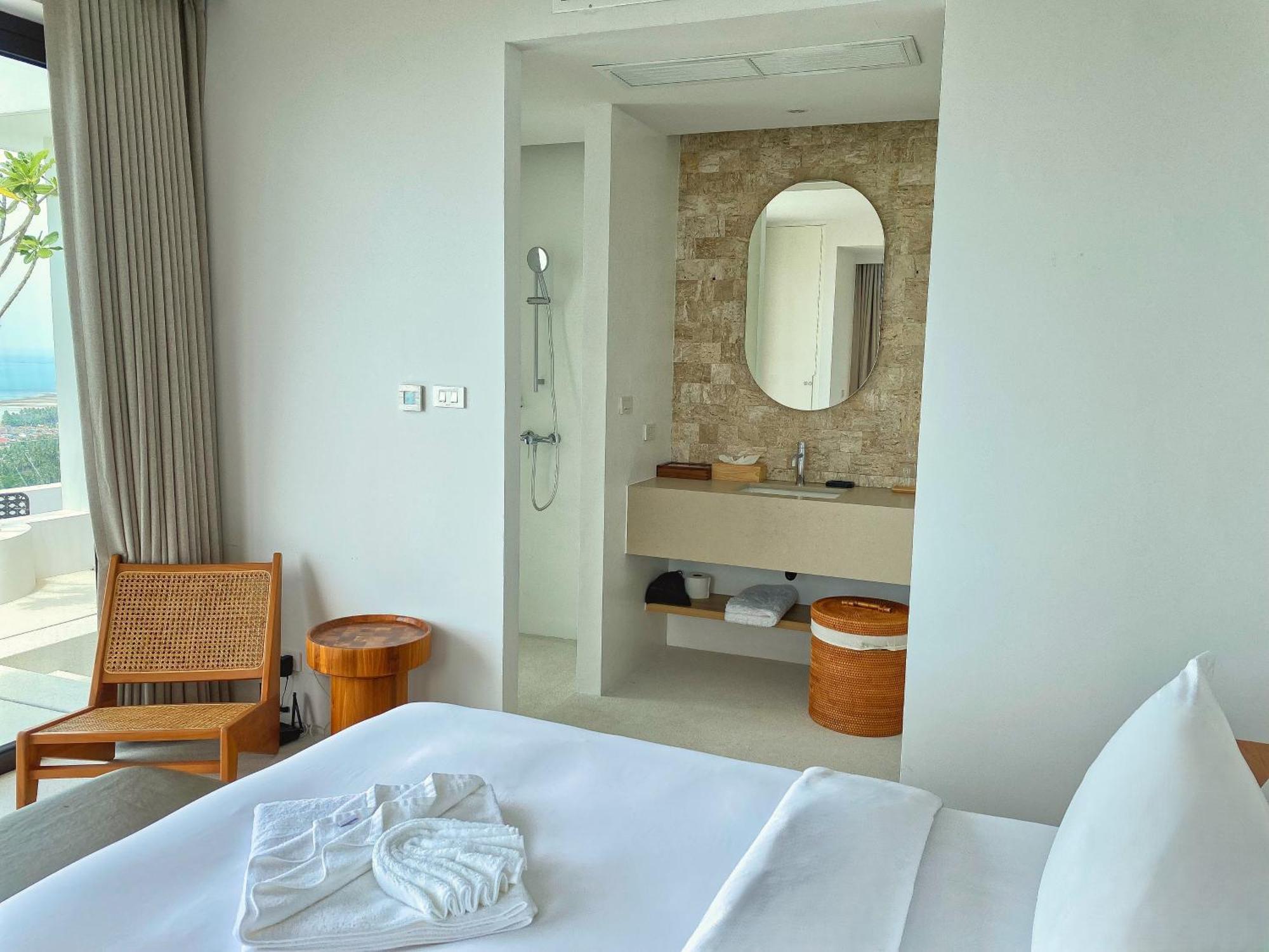 Anzhu Seamate Samui Villa *