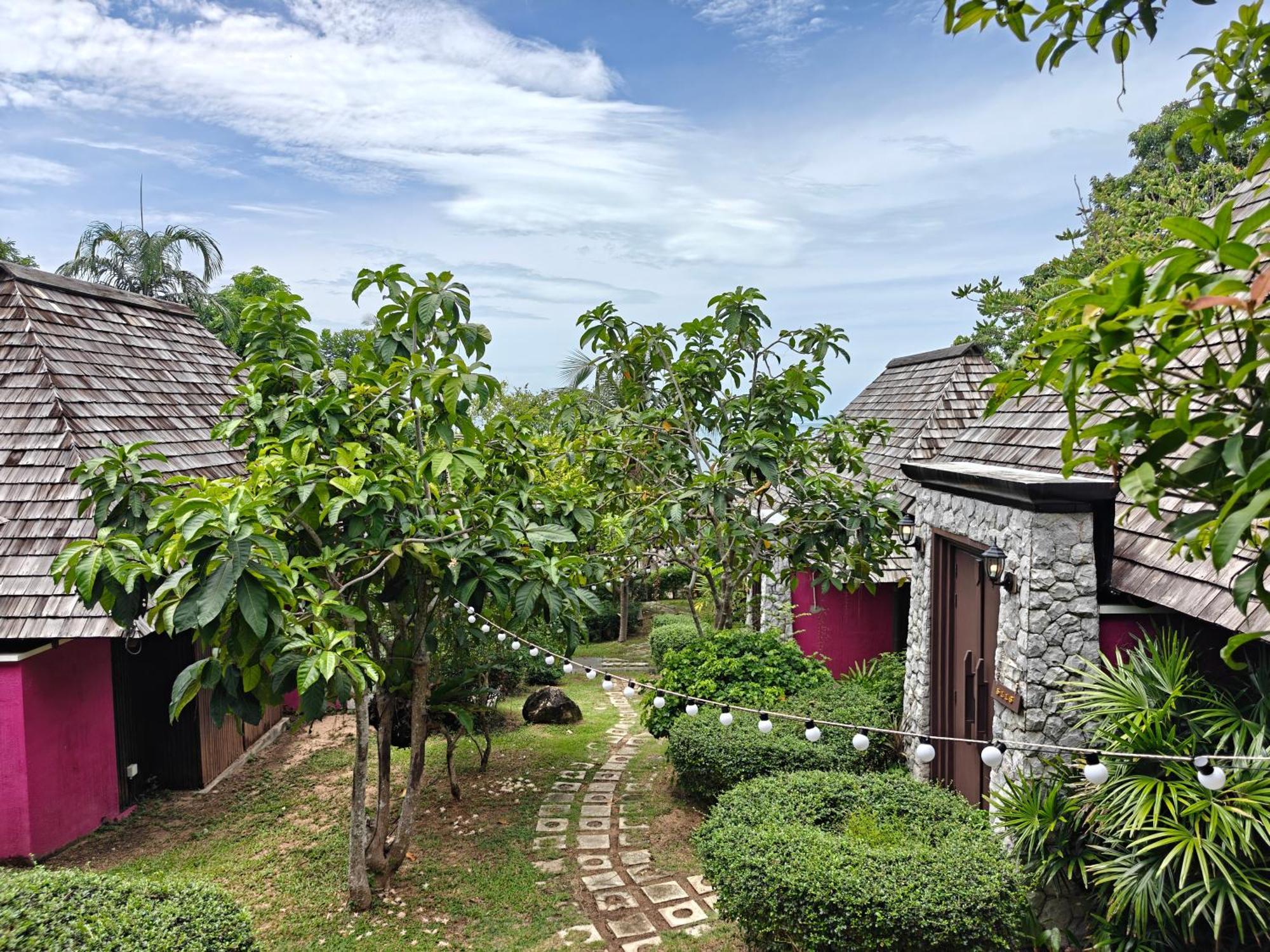 Resort Bhundhari & Samui 4*