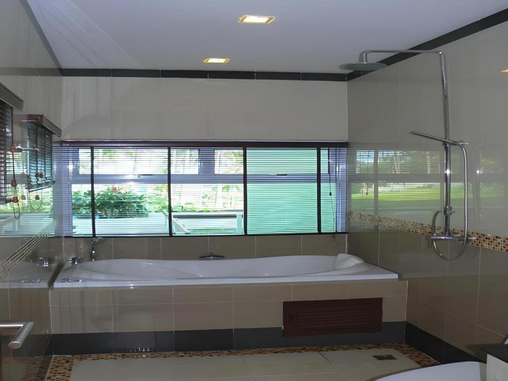 Tempat peranginan Grand Hill