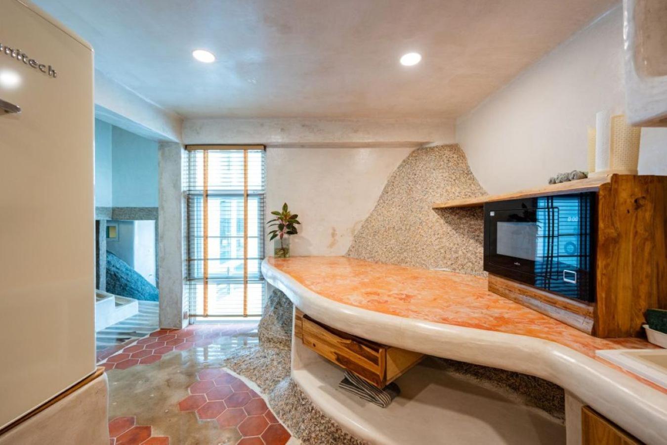 Hotel The Rock Samui 4*