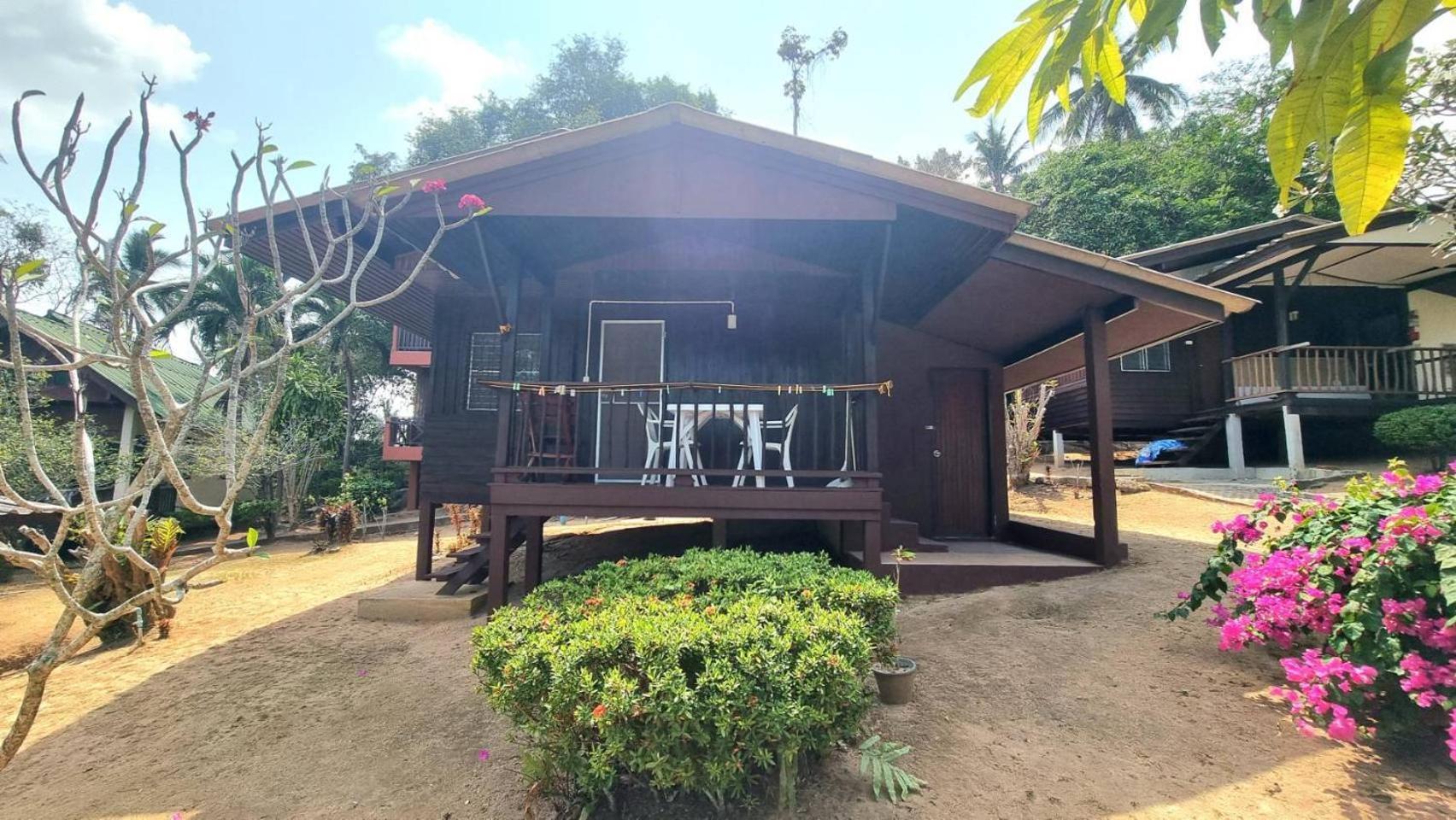 Resort Floral House 5*