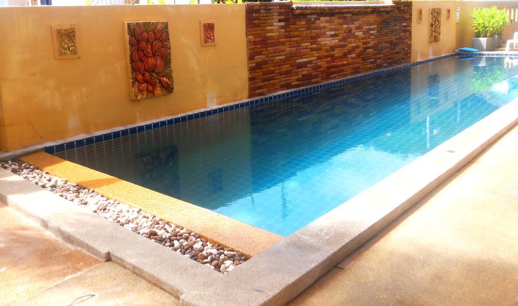 Hotel Hathai House 2*