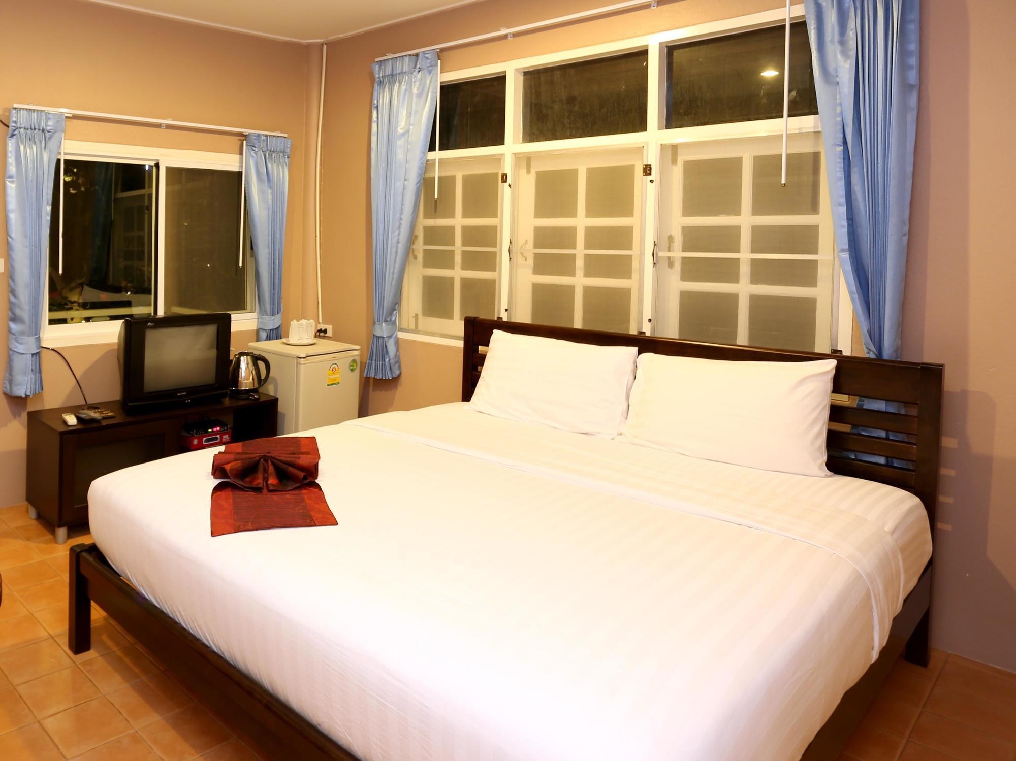 Casa de hóspedes Bangrak Club 3*