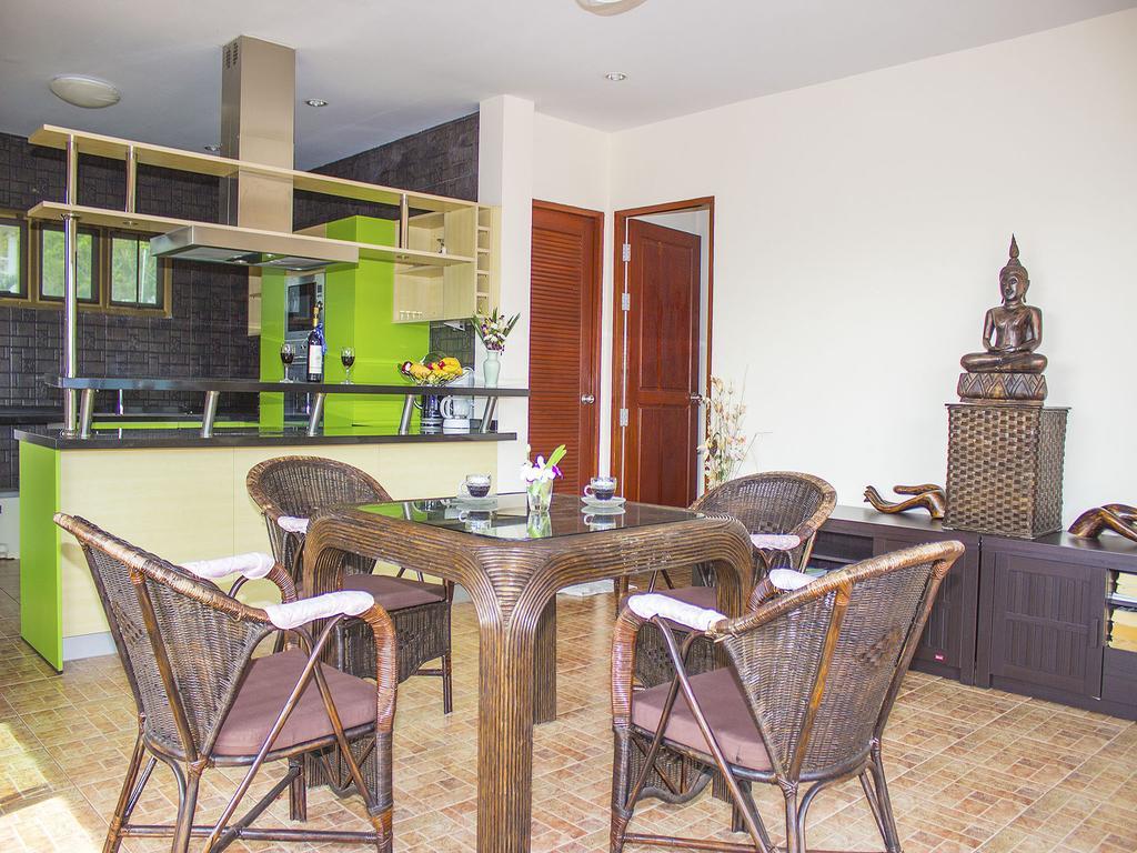Baan Dorkbua Villa *