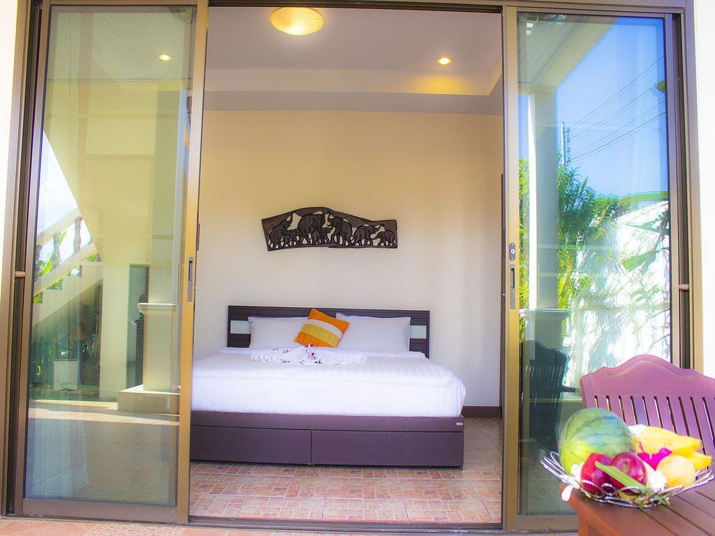 Baan Dorkbua Villa * Bophut