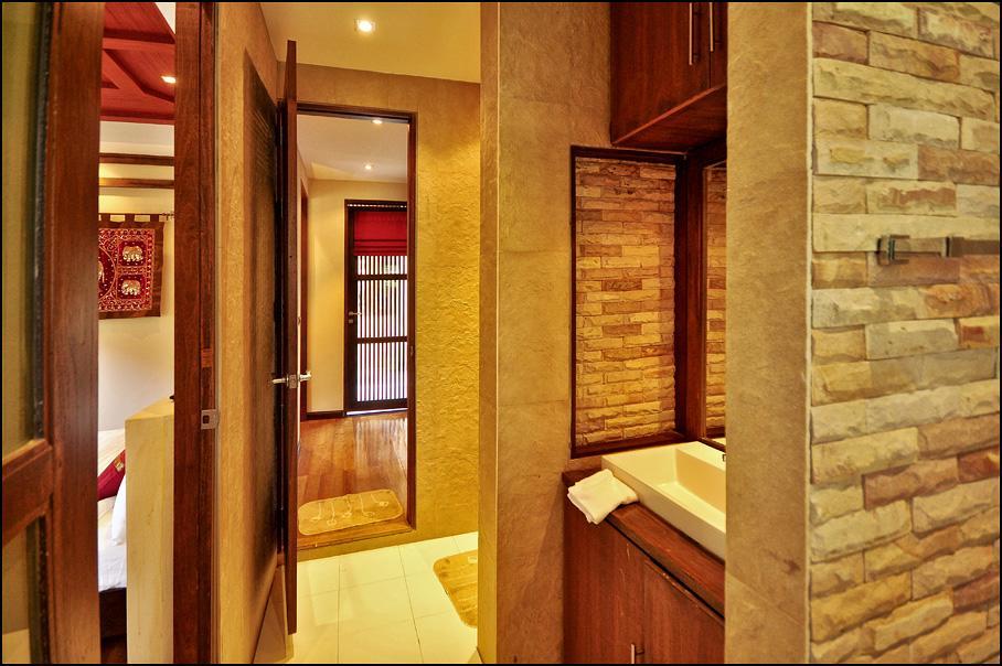Villa Large 4 Bed Short Walk To Maenam