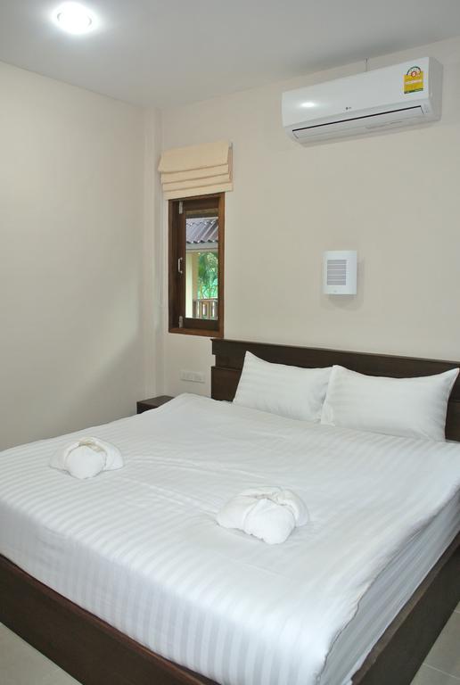 P.f Pool Ko Samui