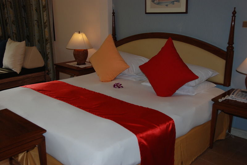 Resort White House Beach Ko Samui