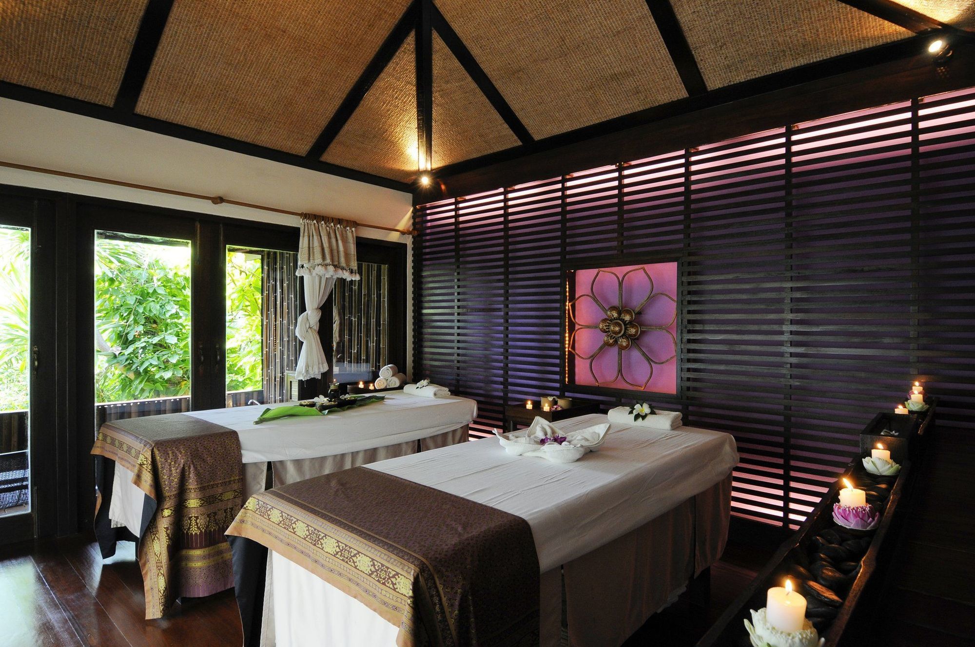 Hotel Tongsai Grand Villas