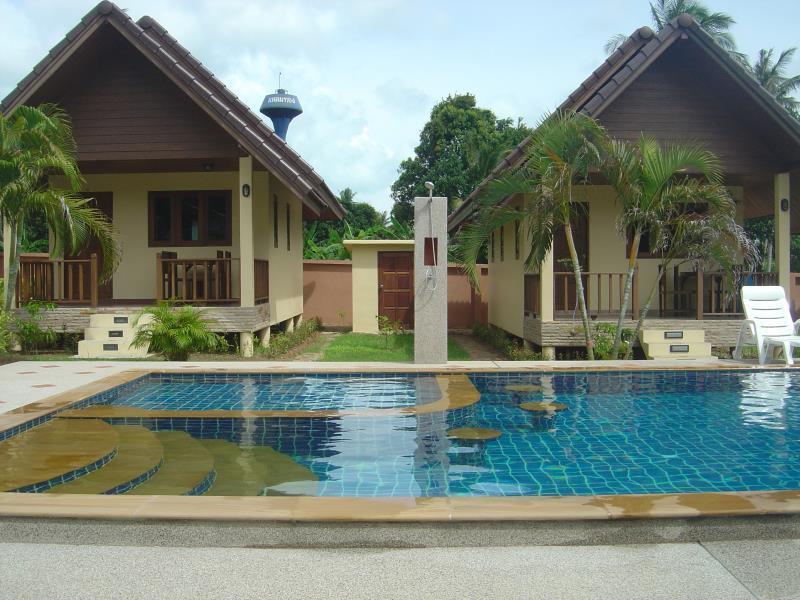 P.f Pool Ko Samui