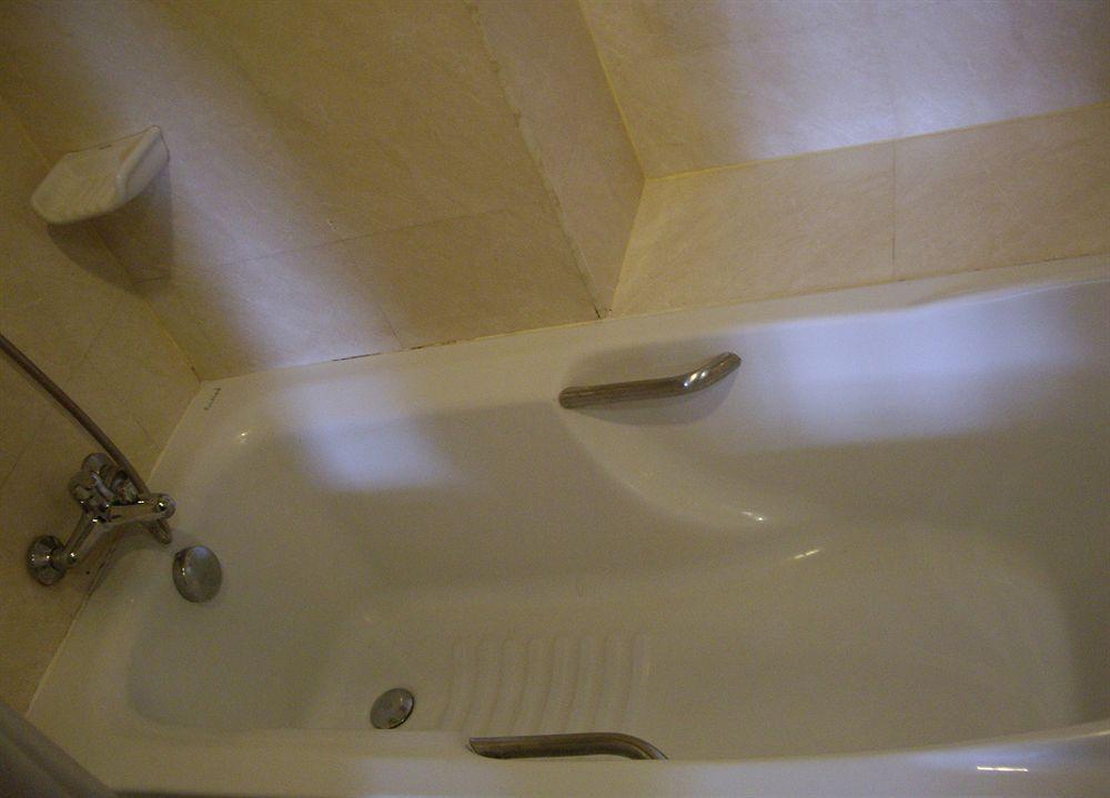 Tara Hotel 2*