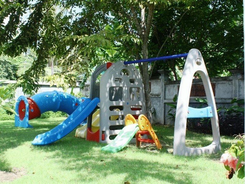 Hotel Baan Saen Sook