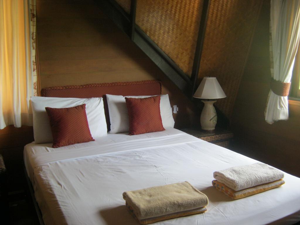 P6 Coconut Paradise * Ko Samui