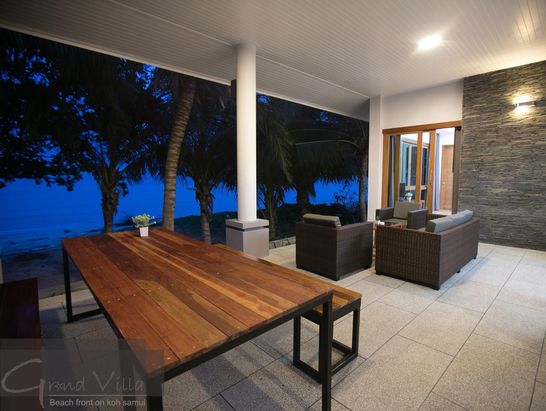 Grand Villa Beach Front Hotel