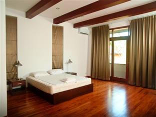 Tropical Homes Hotel Laem Sai Beach