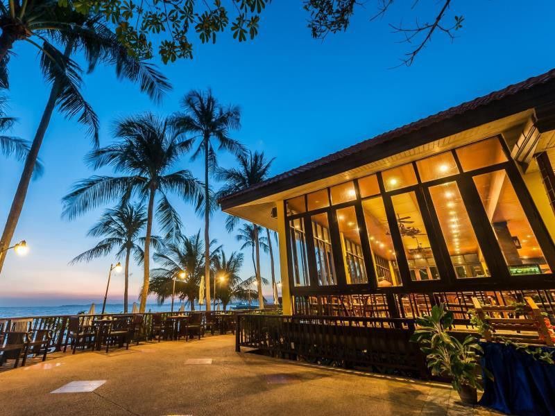 Resort Pinnacle Samui Mae Nam
