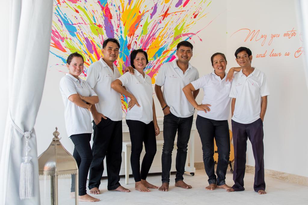 Nirvana & Boutique Villa