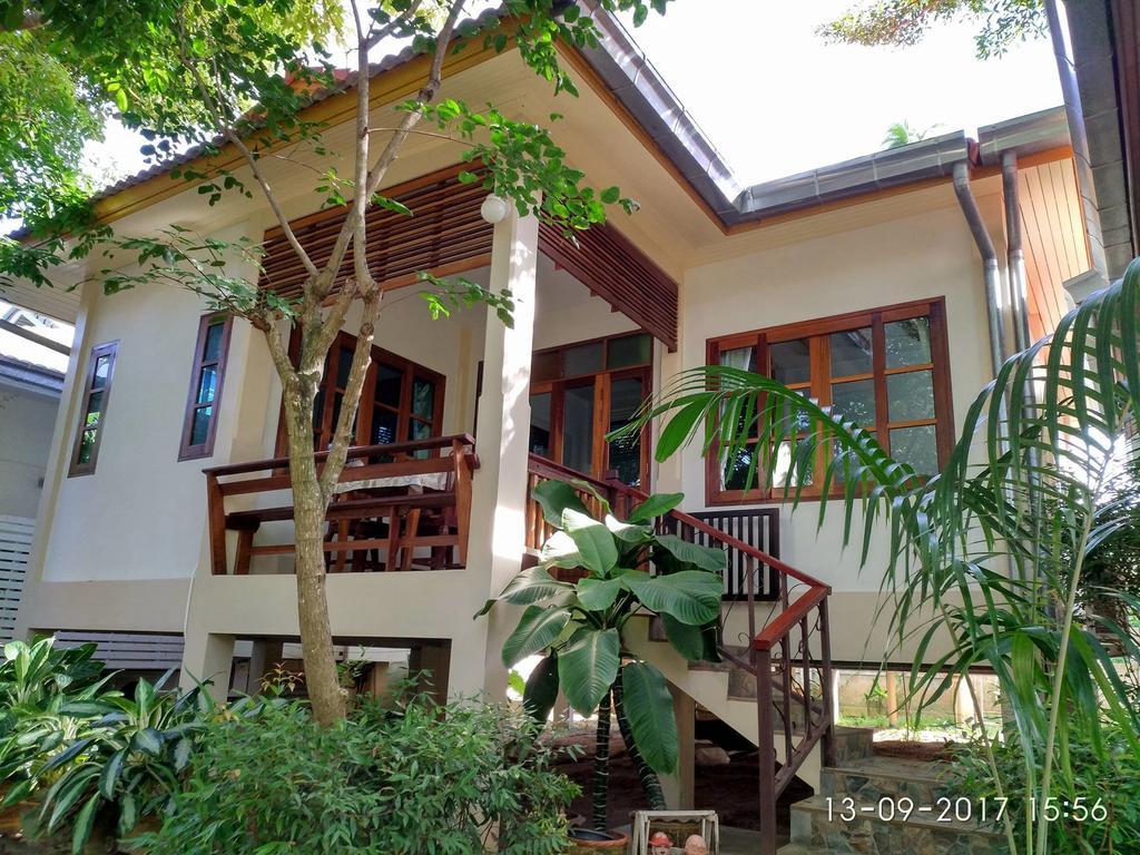 Reuan Phaolai Villa