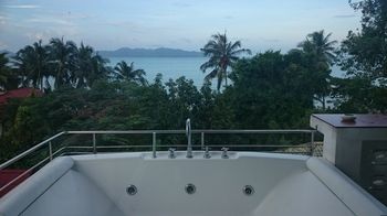 Lemon House Samui Hotel