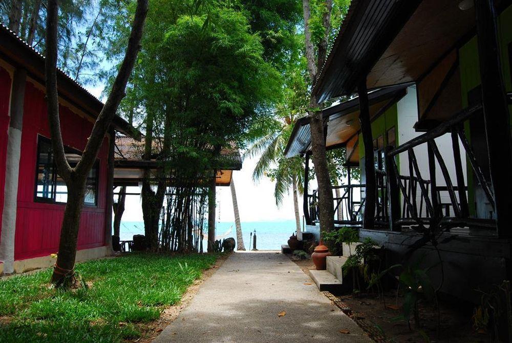 By Koh Samui
