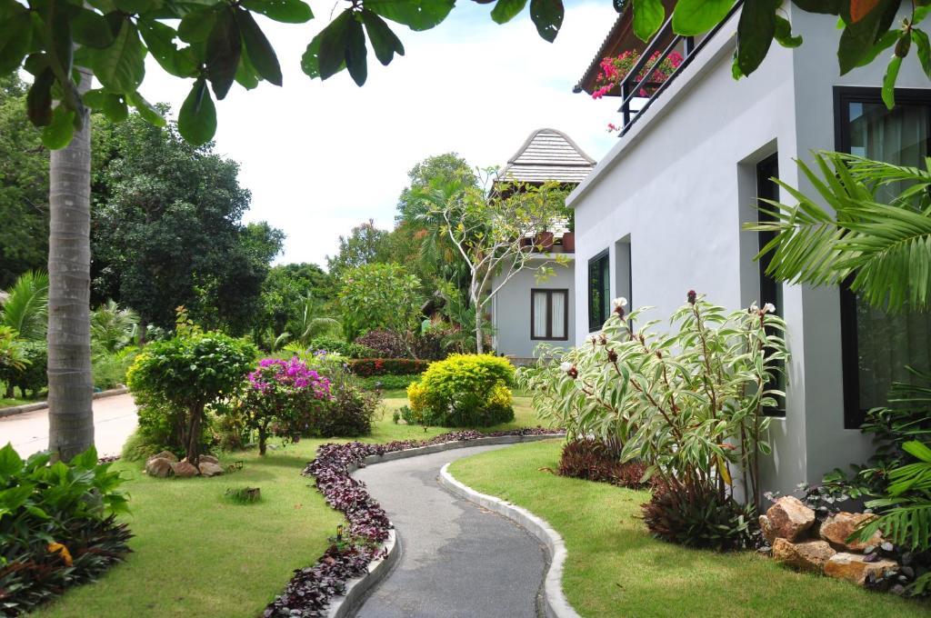 Samui Honey Tara 4*