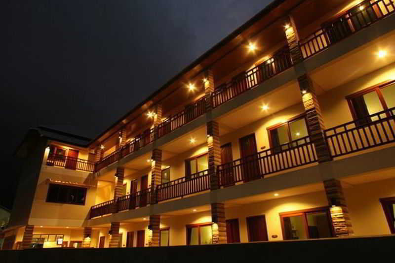 Hathai House Hotel