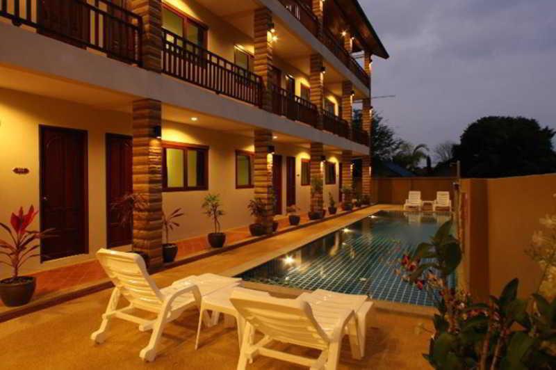 Hotel Hathai House
