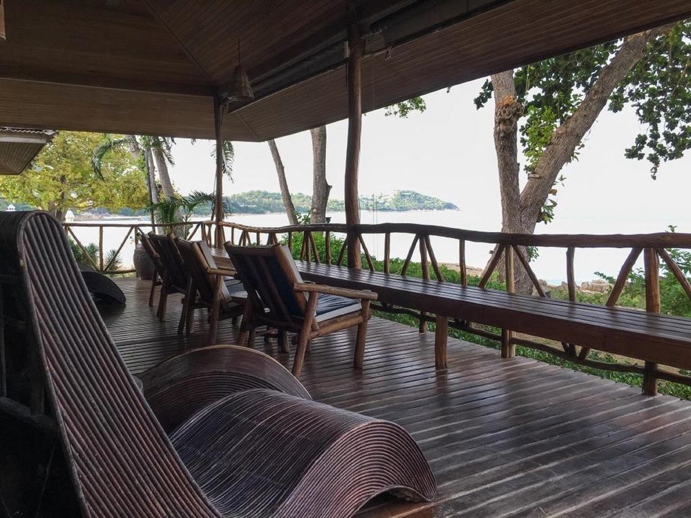 Coral Bay & Resort