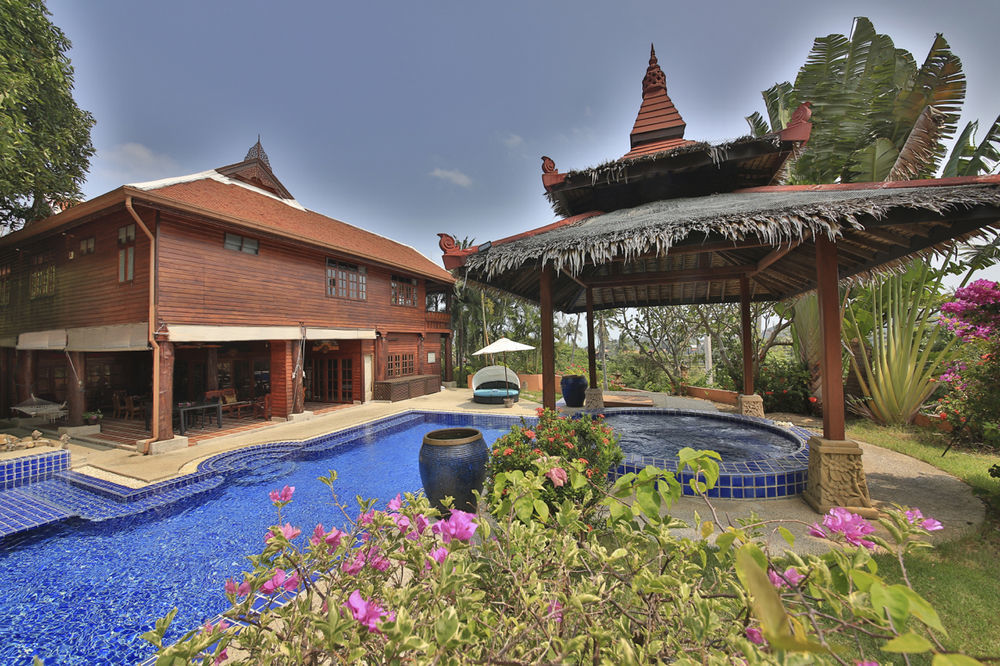 Villa Presidential Thai