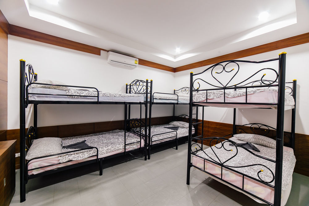 Backpackers Eurohostel Hostel *