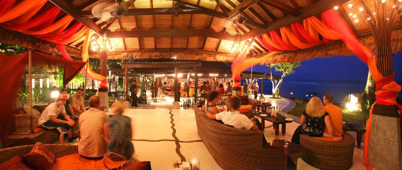 Coral Bay & 3*