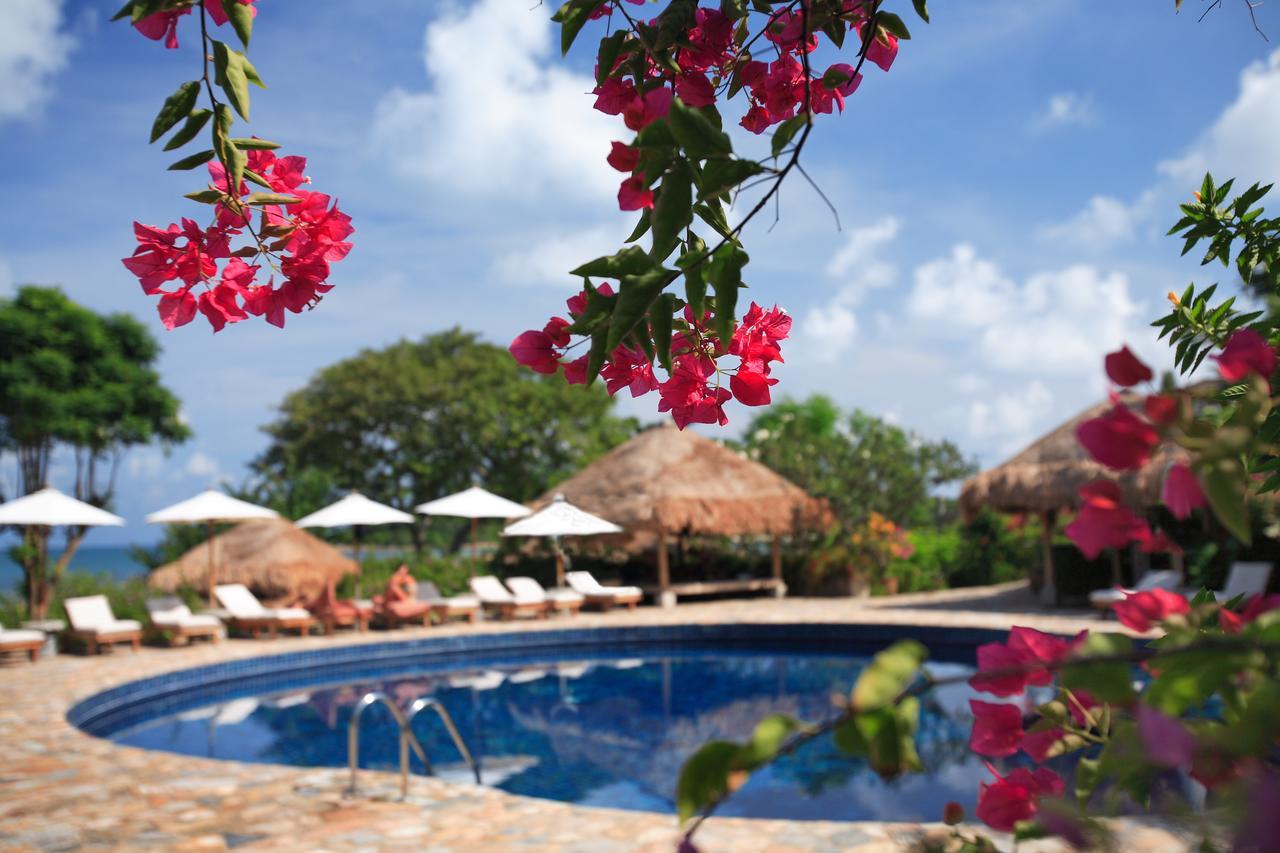 Coral Bay &
