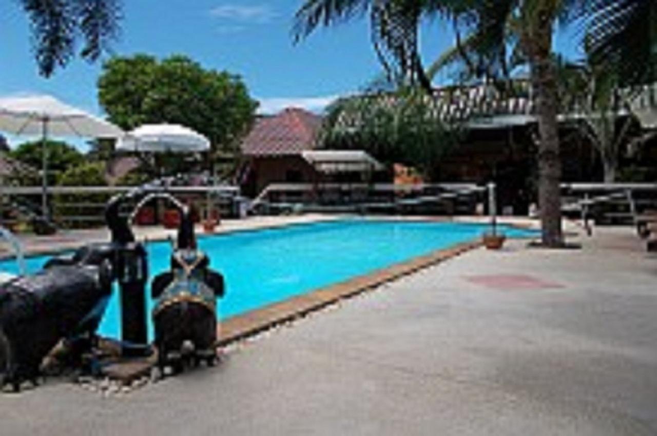 Bee Nat Garden Resort 3*