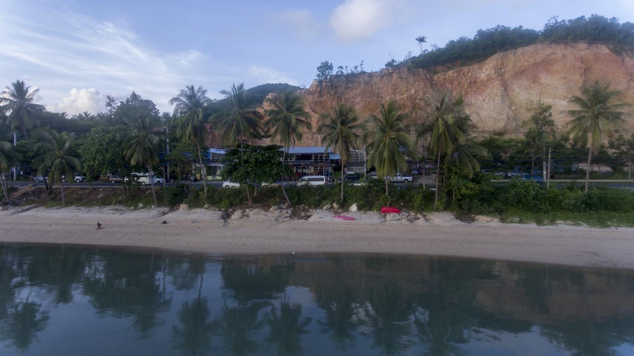 Zone6 Coworking Old 2w Hostel, Koh Samui Hostel