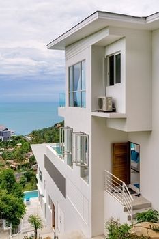Melo * Koh Samui