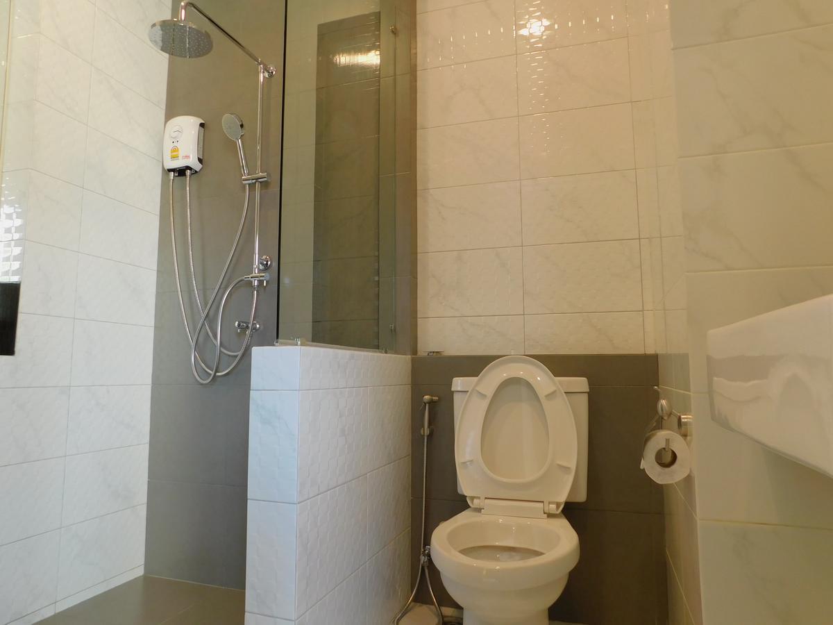 Baan Plaai Ngam Hotel 2*