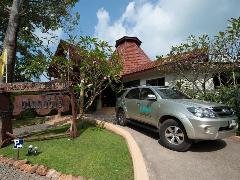 Pinnacle Samui Resort
