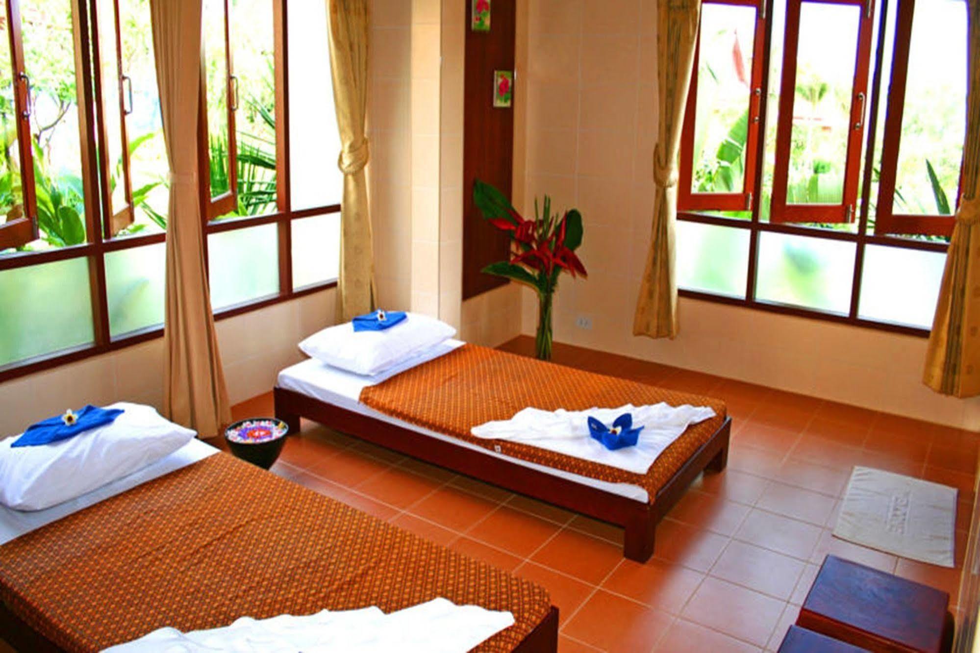 Resort Banburee & Inclusive 4*