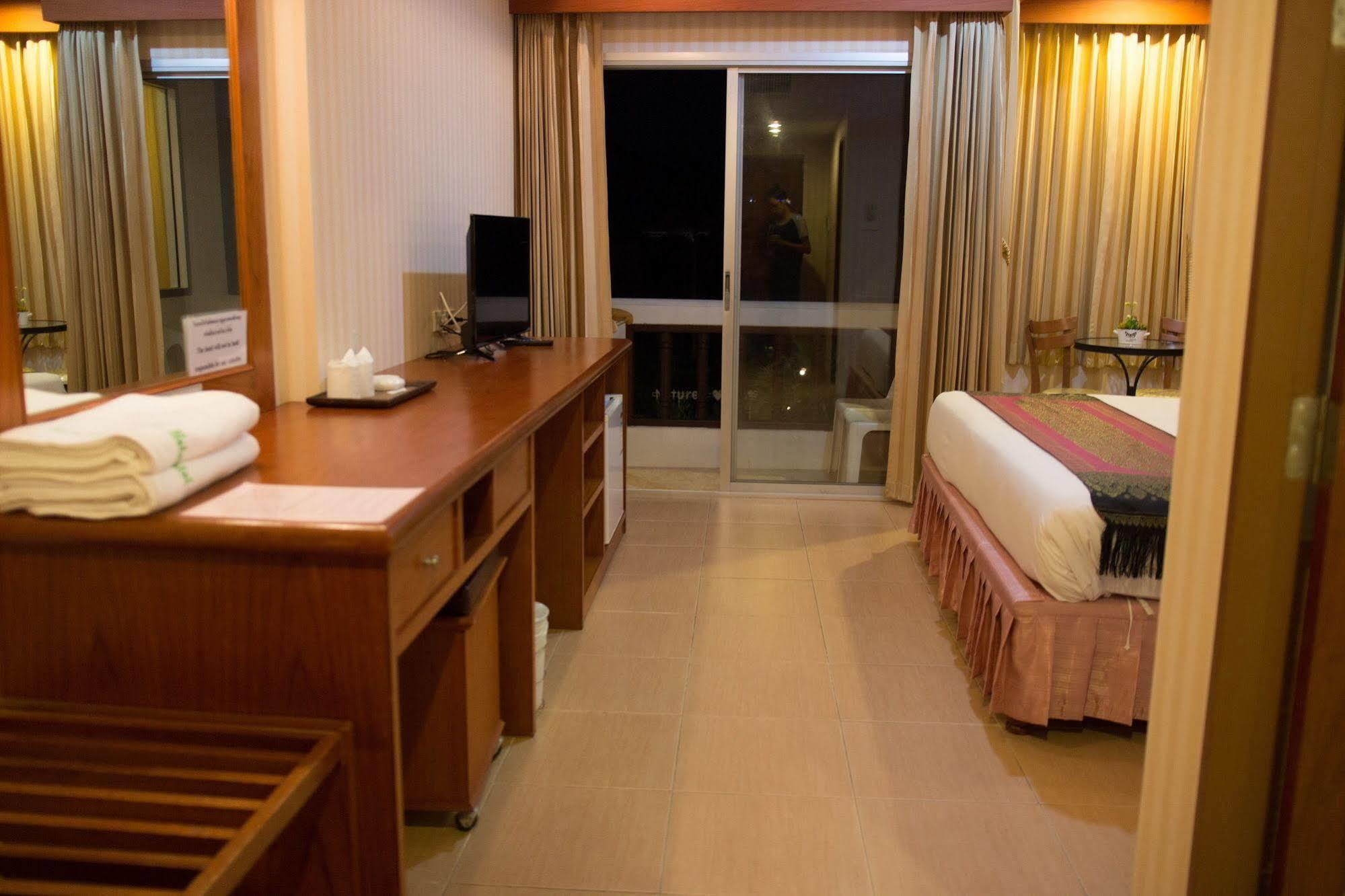 Hotel Natural Samui 3*