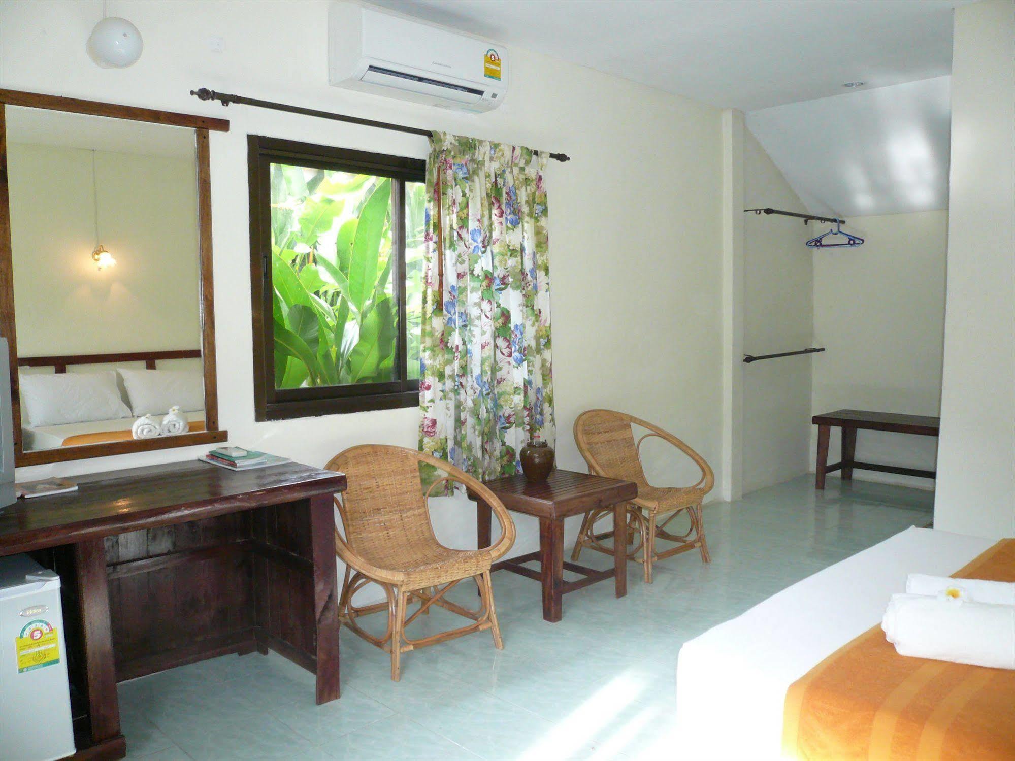 Baan Lamai Beach (Koh Samui)