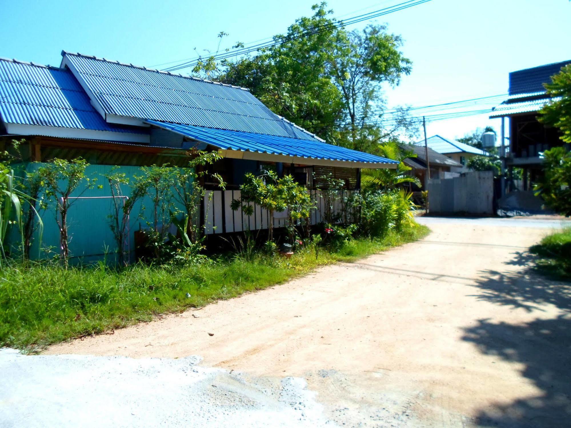 Hotel Rewadee Garden Mae Nam