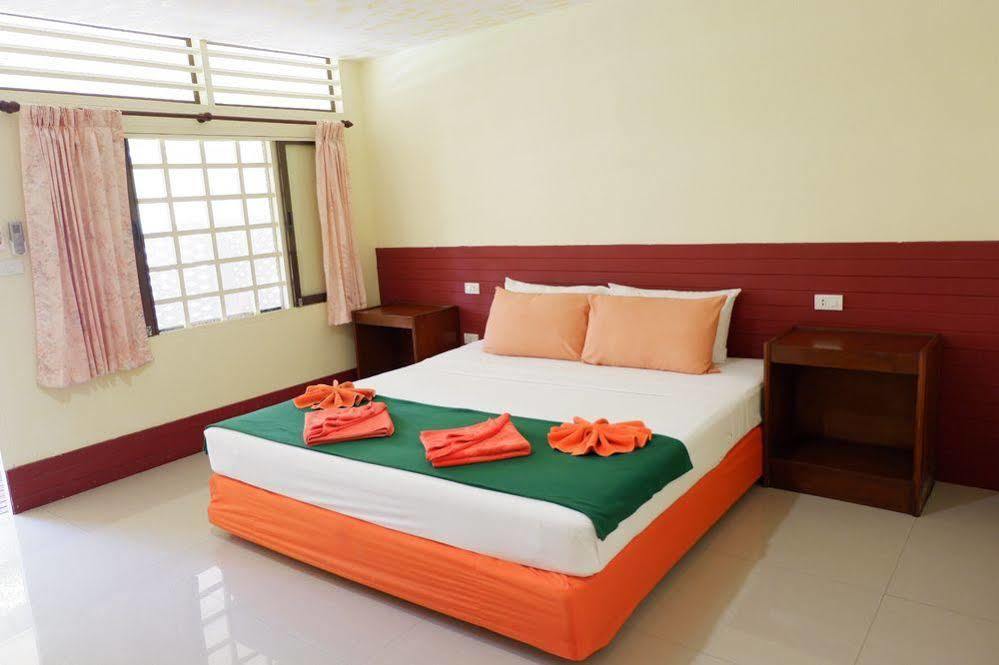Hotel Op Strand von Chaweng