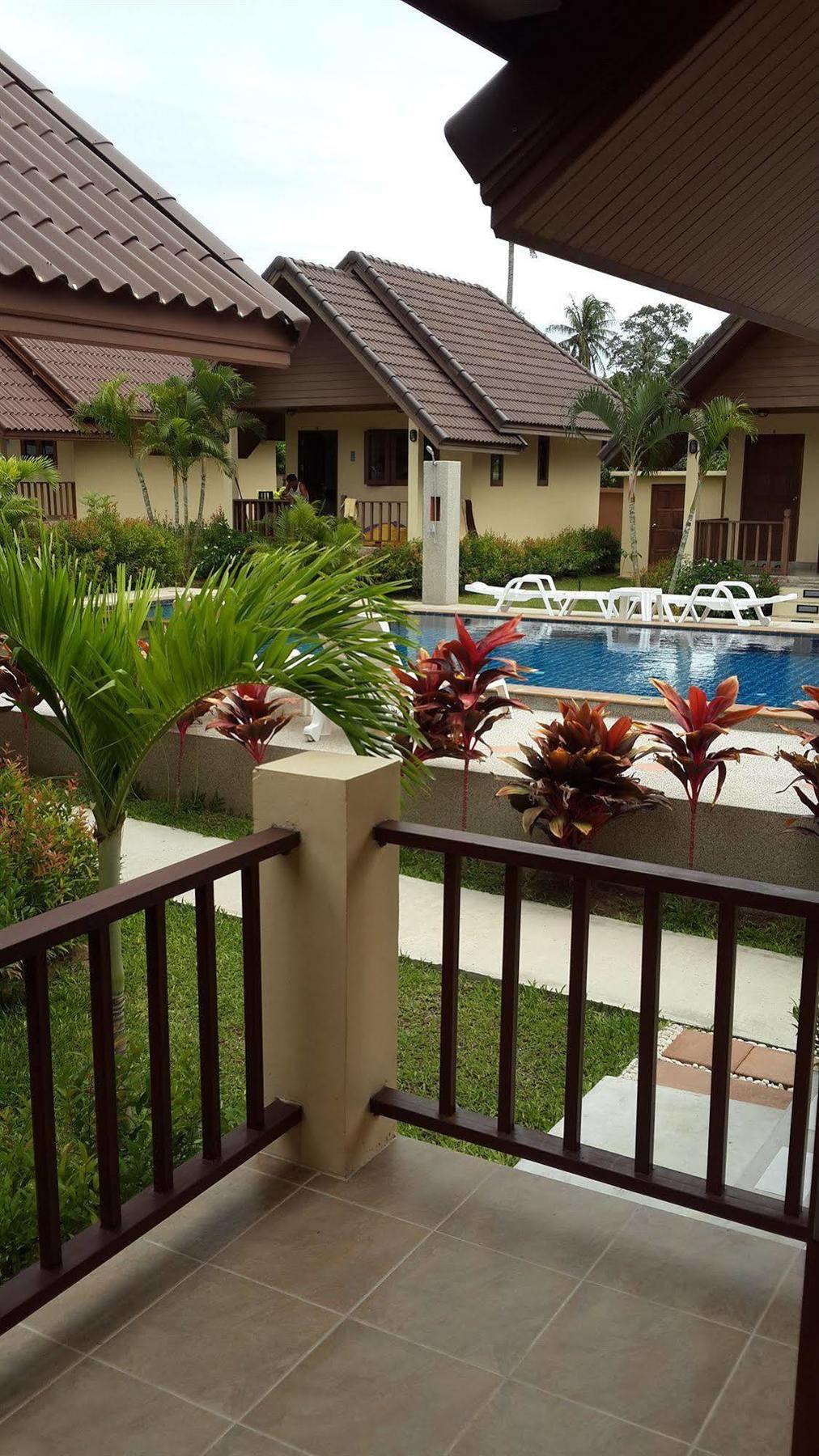 Resort P.f Pool Ko Samui