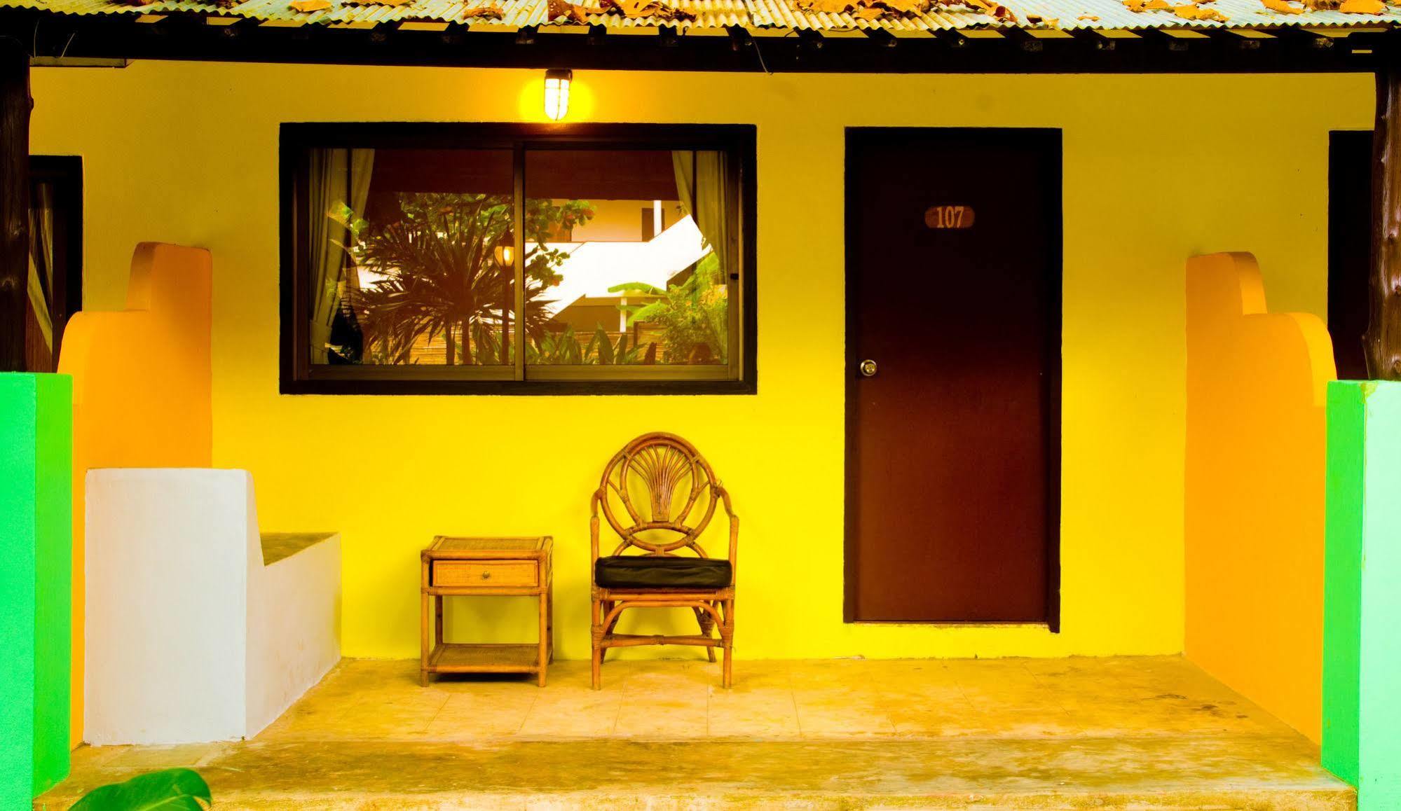 Hotel Wimaan Buri