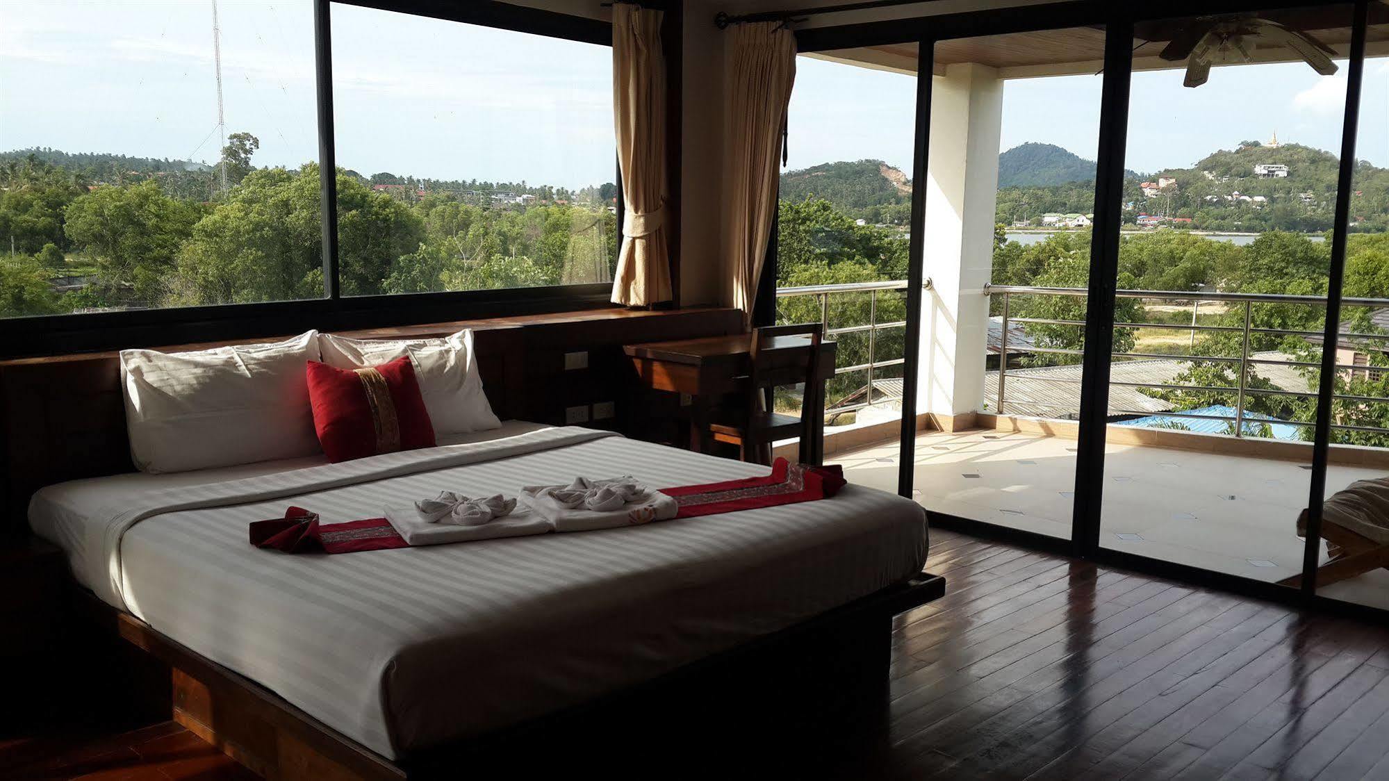 Aparthotel Chaweng Lakeview Condotel 3*