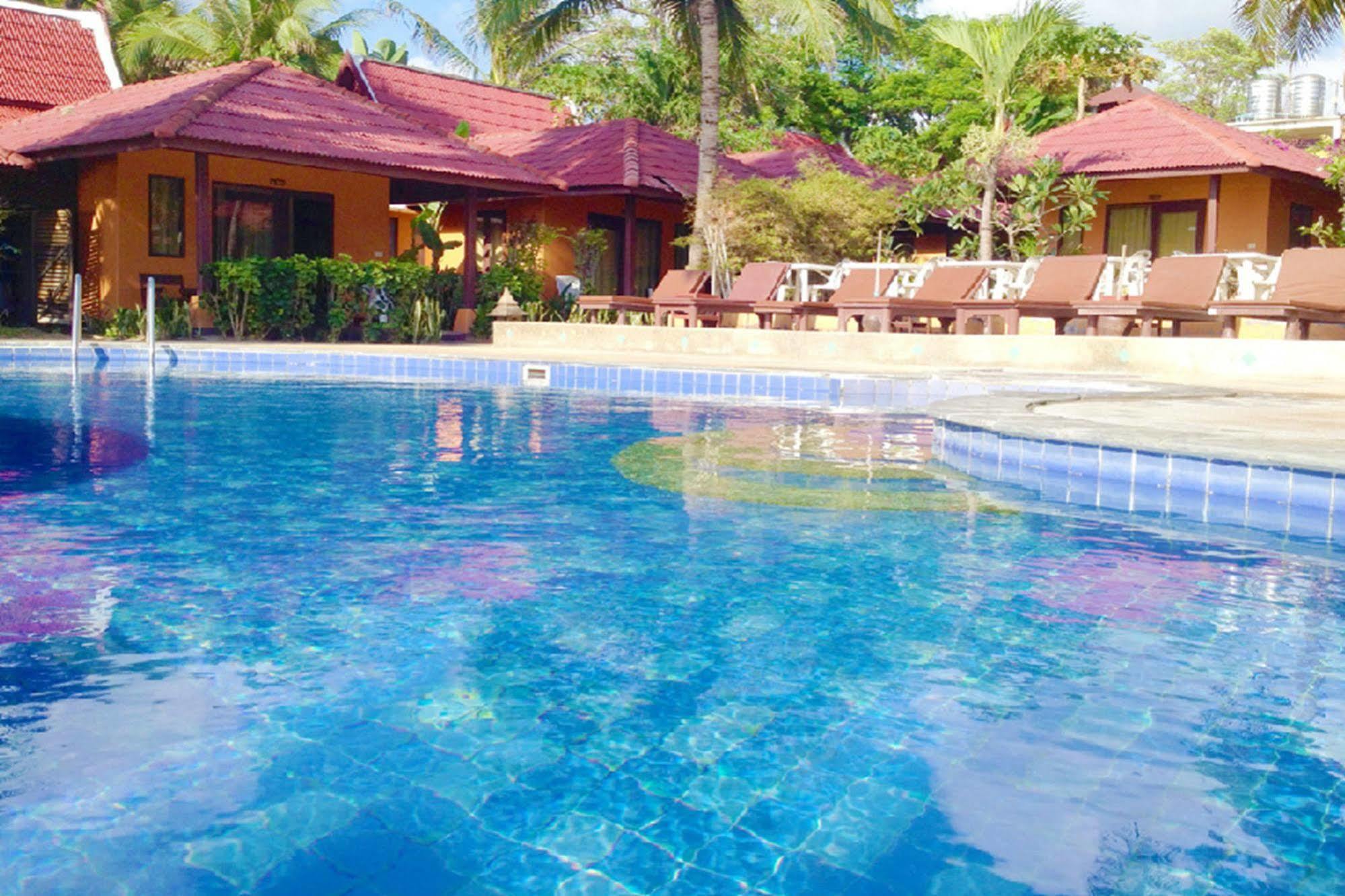 Seascape Resort 3*