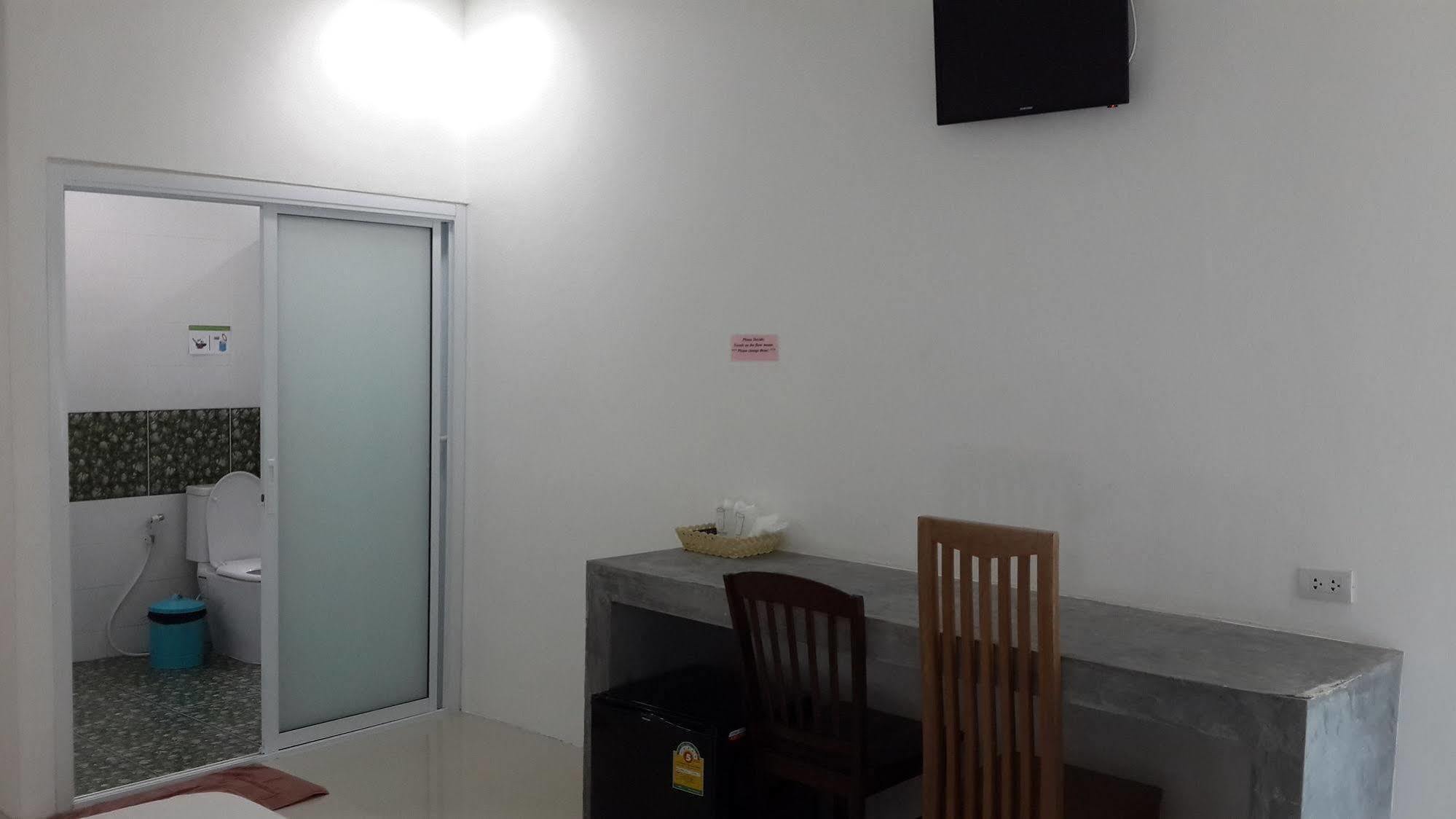 Khun Hotel