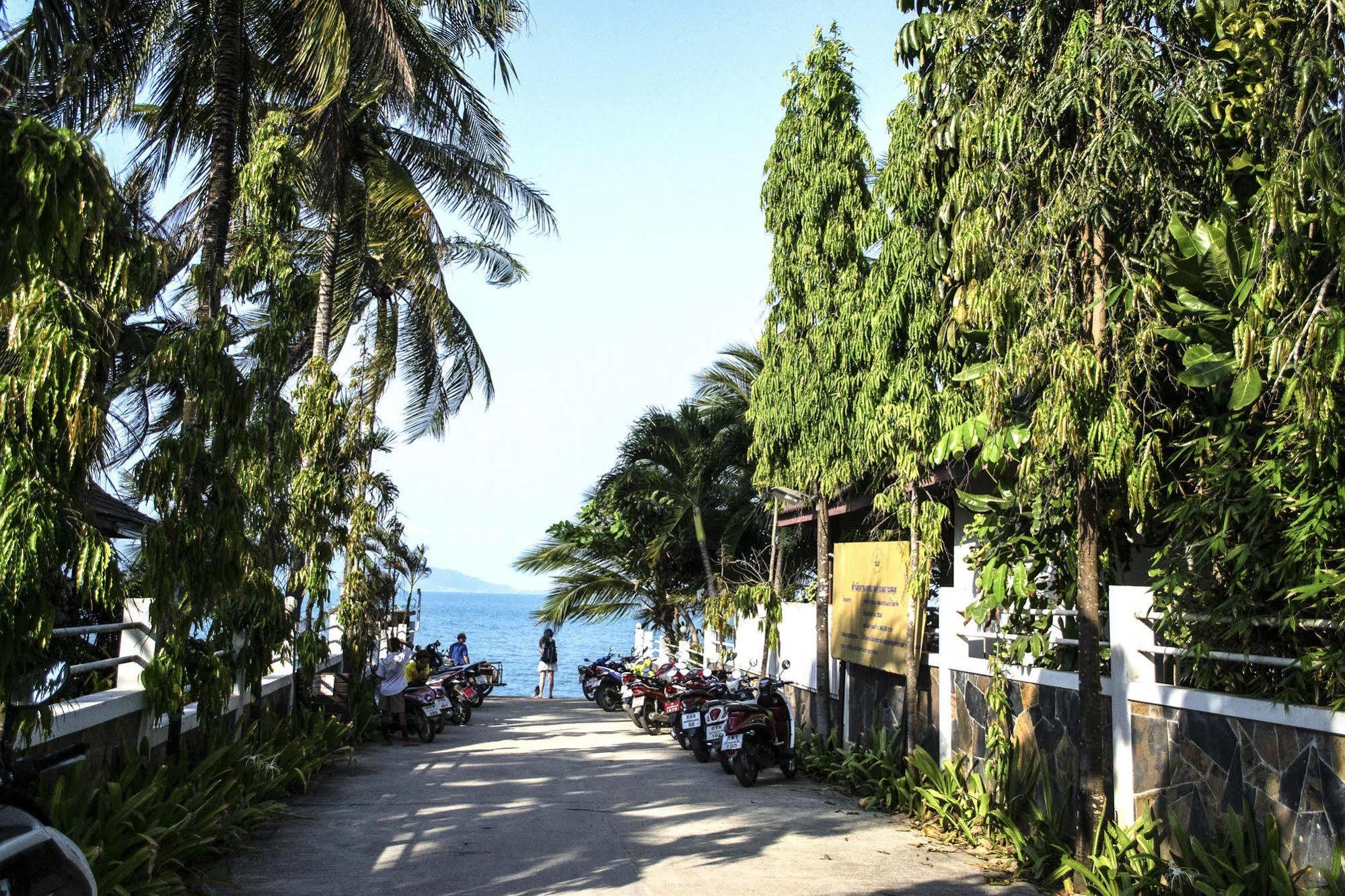 Maenam Bay Hotel 3*
