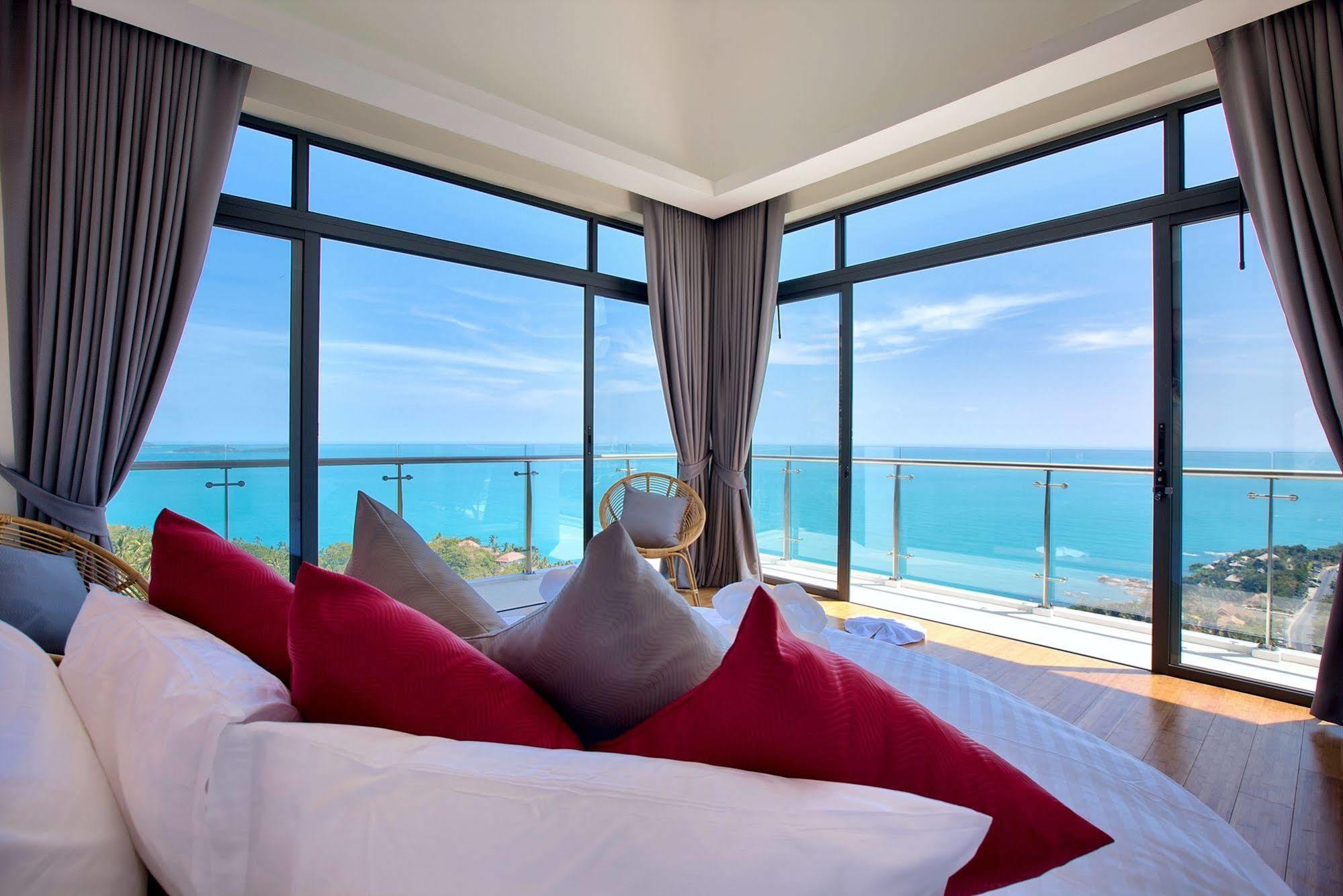 Seawadee - Luxurious, Award-winning Design With Amazing Panoramic Seaview *
